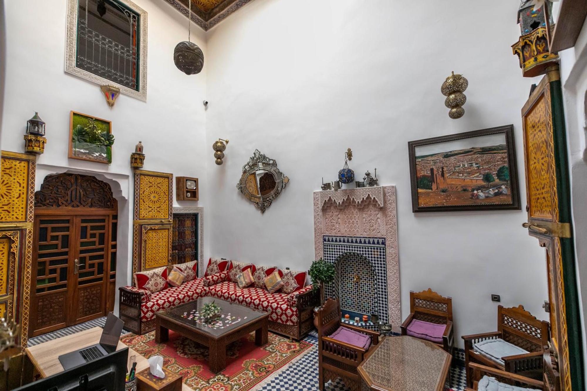 Riad Fes Allouch Luaran gambar