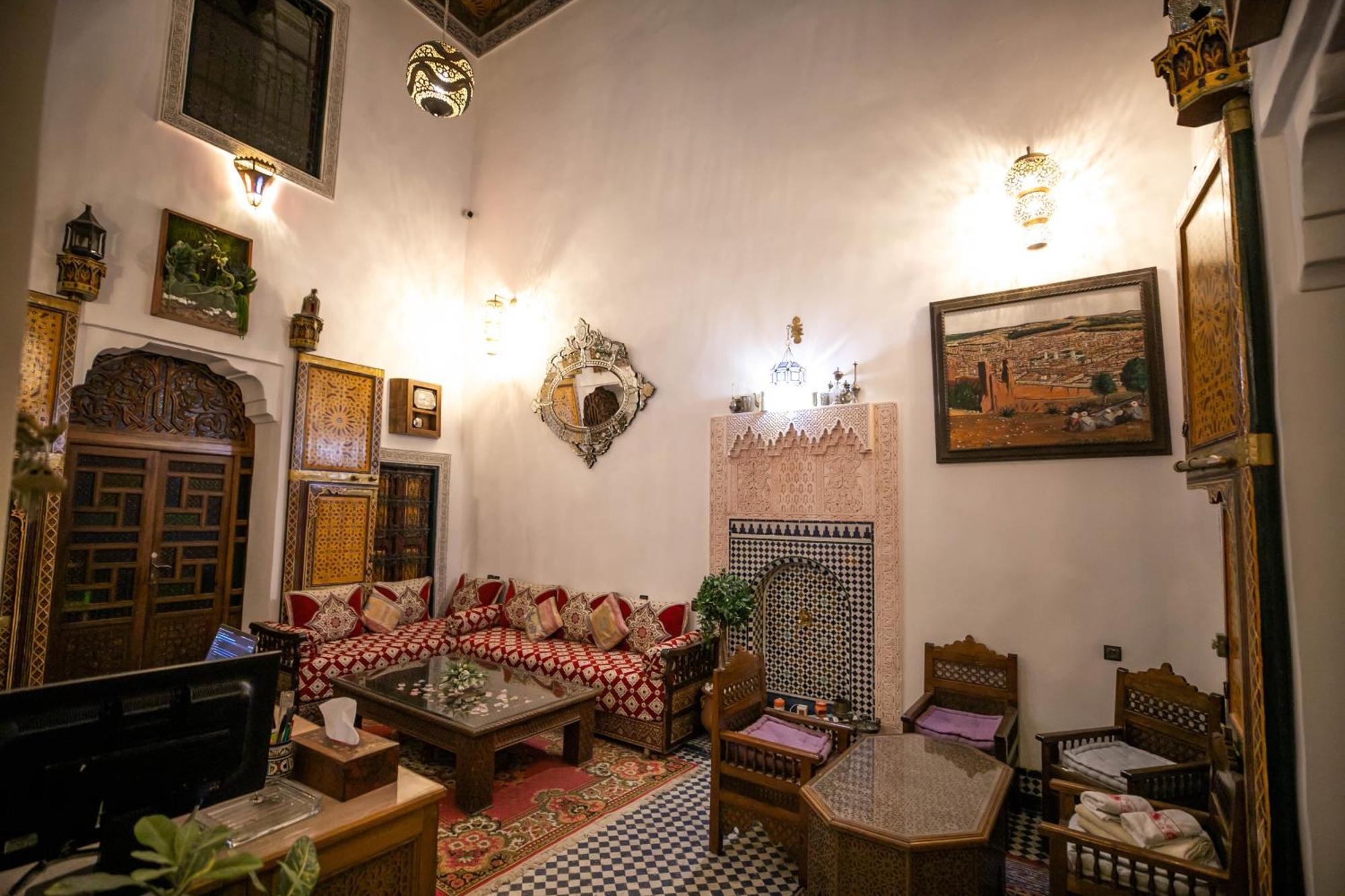 Riad Fes Allouch Luaran gambar