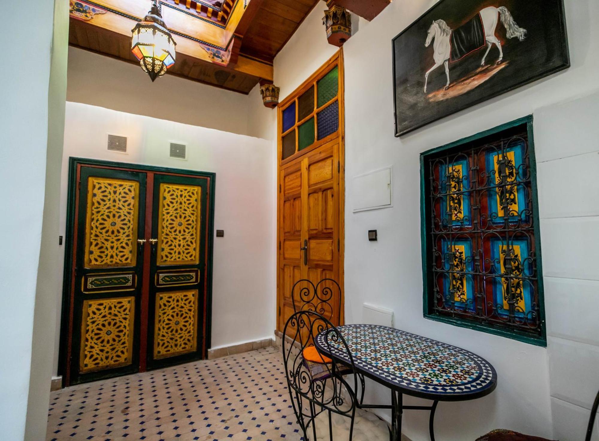 Riad Fes Allouch Luaran gambar