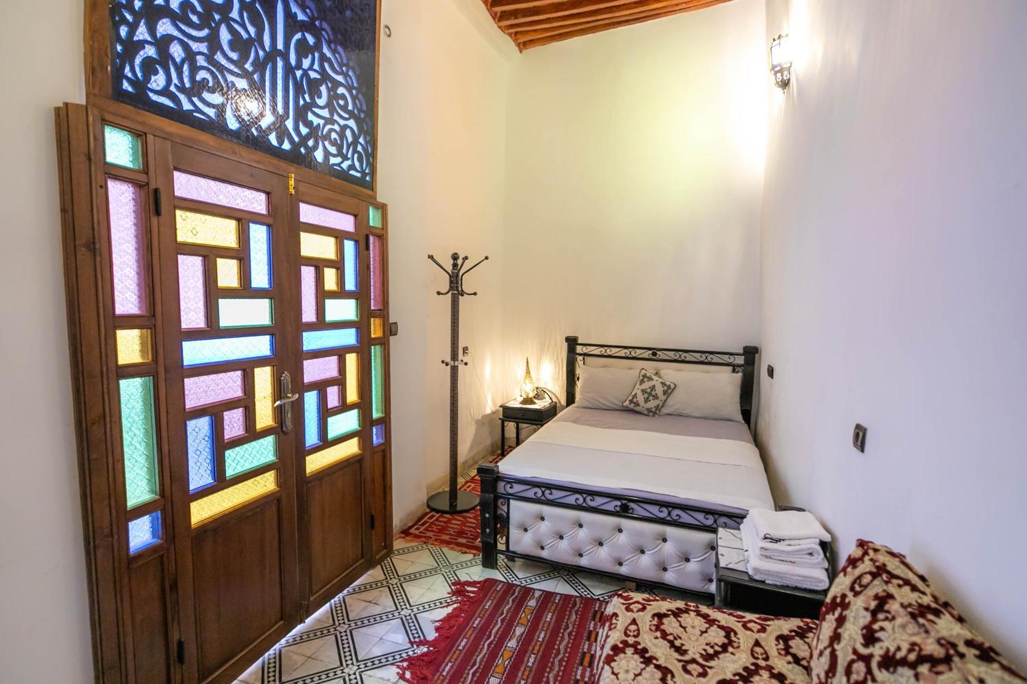 Riad Fes Allouch Luaran gambar